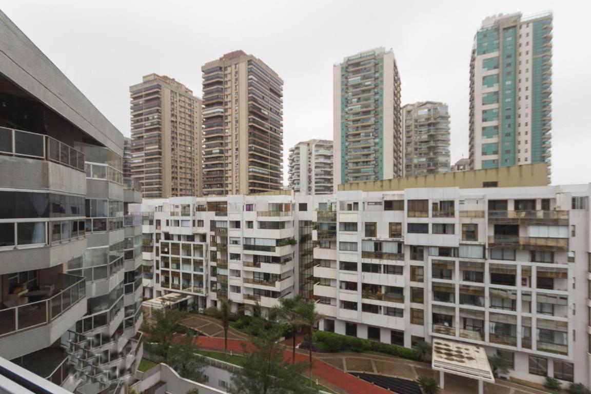Apto. Com Linda Vista Posto 5 Barra Da Tijuca Apartment